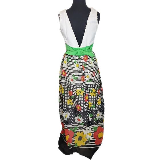 Multicolored Sleeveless V-Neck Maxi Sundress - Picture 4 of 16